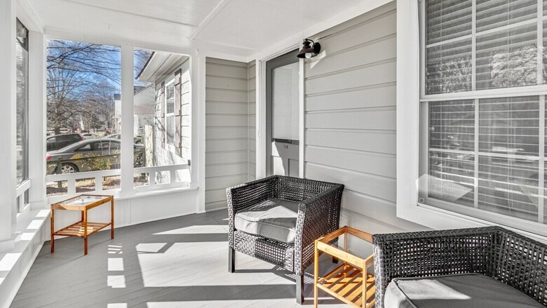 2 Bedroom, Georgia Avenue