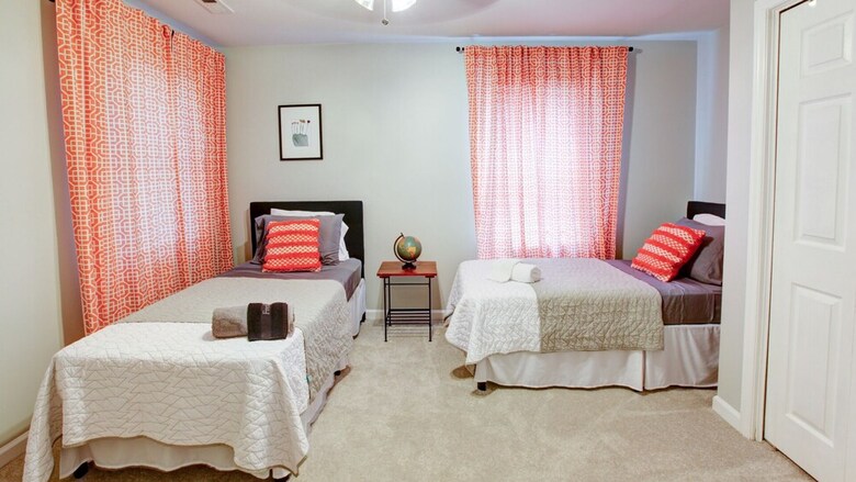 3 Bedroom, Polk Street