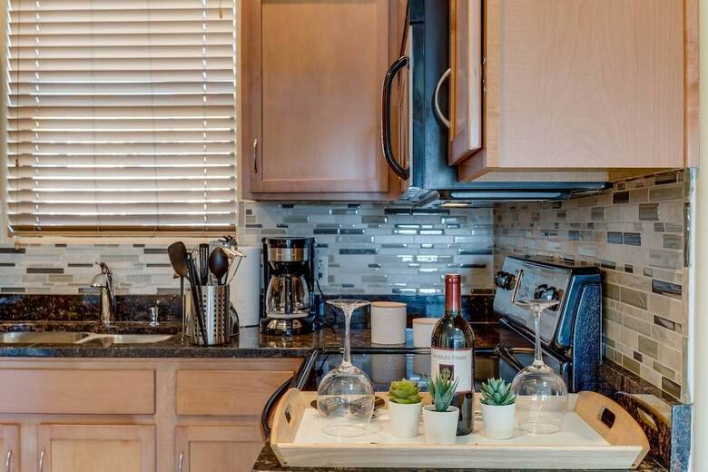 Stunning Home In A Great Location 2-car Garage