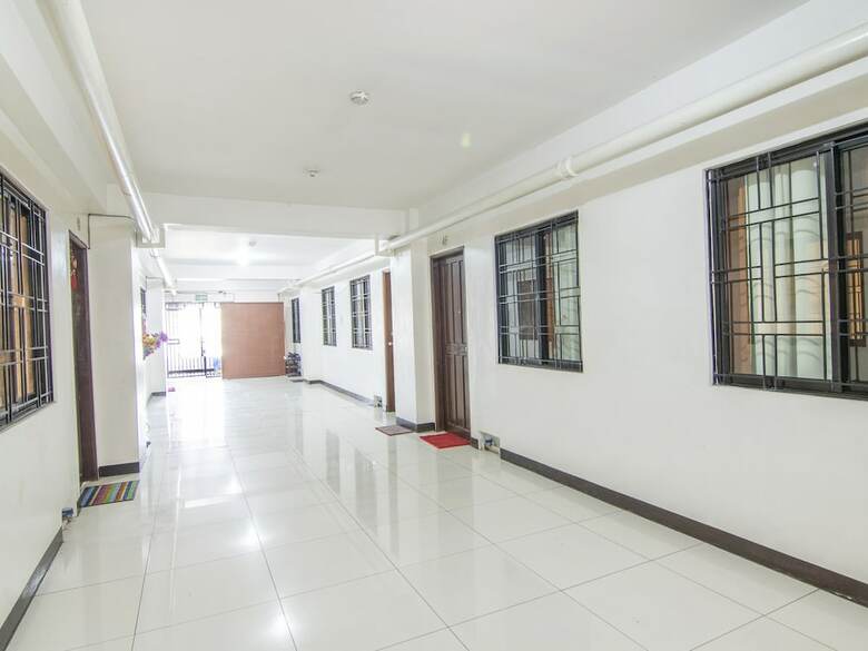 Hotel Oyo 578 Red Velvet Suites