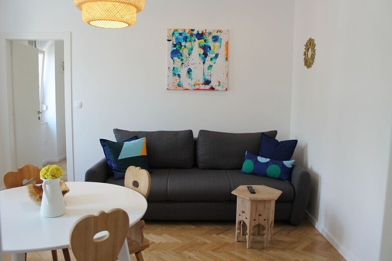 Apartments Art