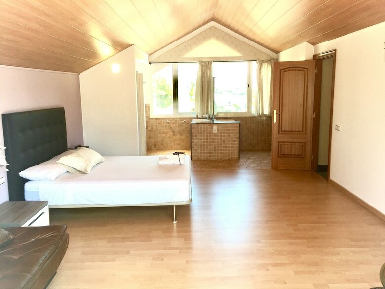 California House Canyelles