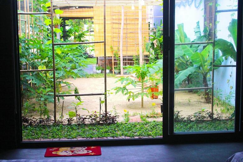 Hotel Ba's Garden Beachside Homestay