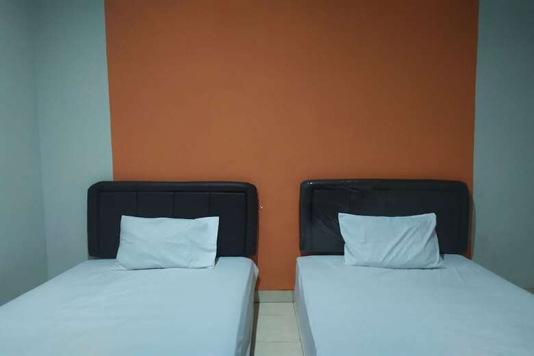 Hotel Yulia Guesthouse
