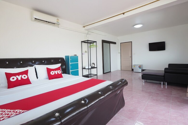 Hotel Oyo 817 Noble Thippanate
