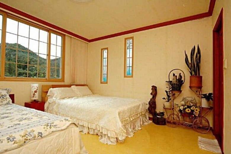 Seasonal Sky Pension