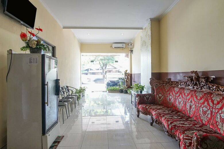 Hotel Lucky Inn