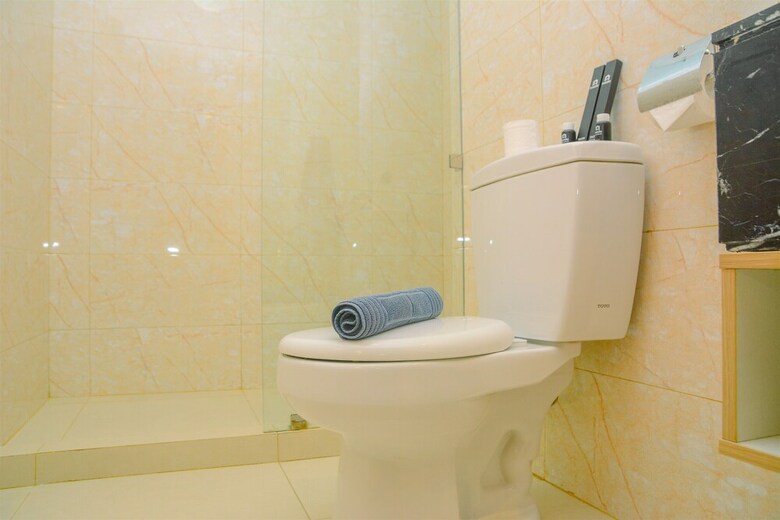 Spacious 1br Unit The Mansion Kemayoran Apartment