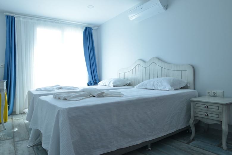 Village Farm Boutique Hotel