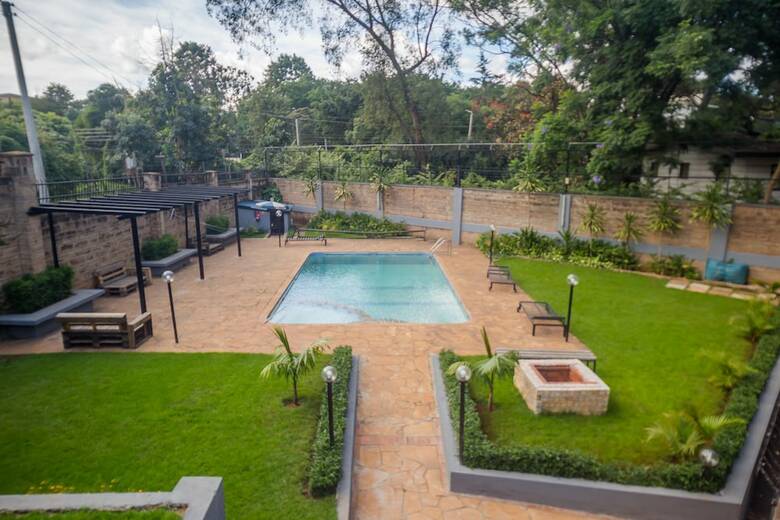 Hotel Sports Road Apartments