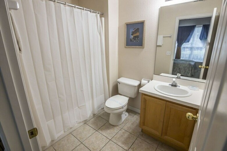 Nice 4bd Pool Hm, Emerald Island Resort-8403skc