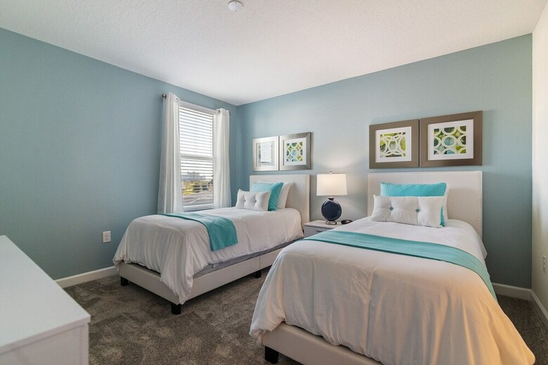 Spacious 8-bed Championsgate Resort Hm-1559pw