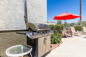 Clarion Hotel Phoenix - Chandler