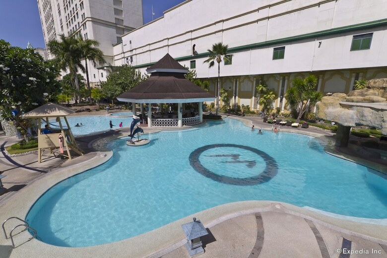 Waterfront Cebu City Hotel & Casino