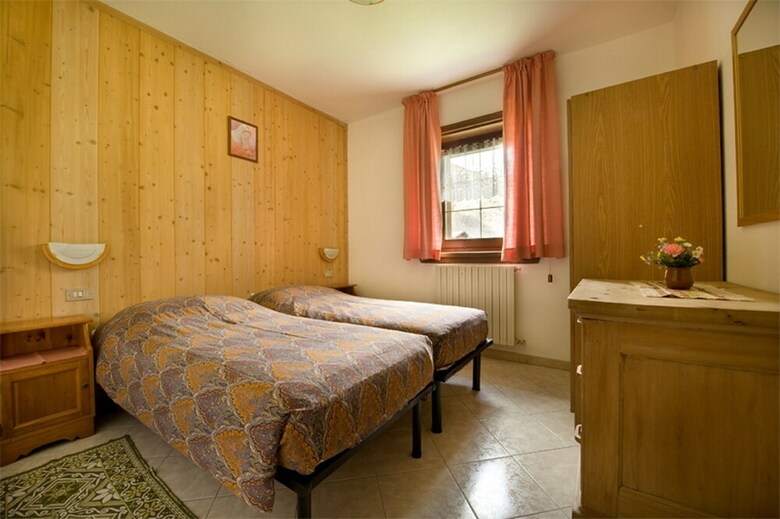 Roulette Apartments