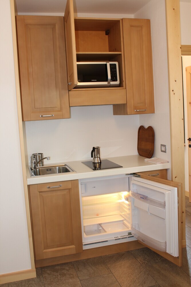 Roulette Apartments