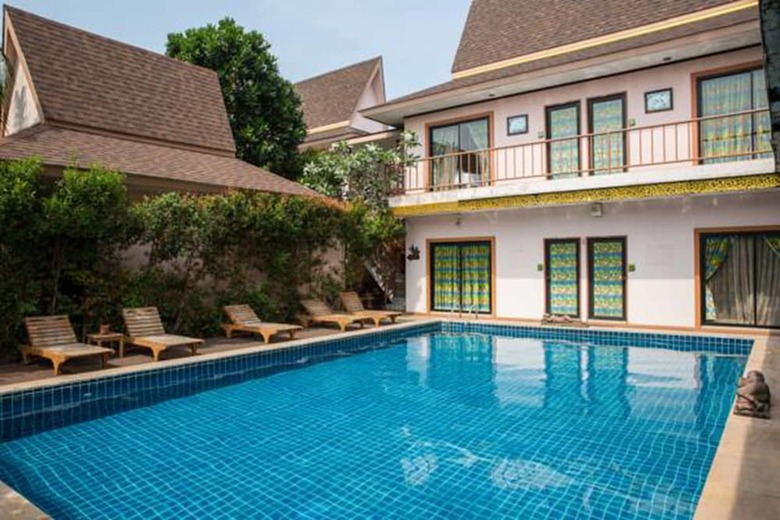 Hotel Ploykhumthong Boutique Resort
