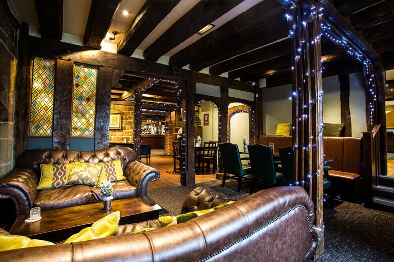 Hotel The Moat House