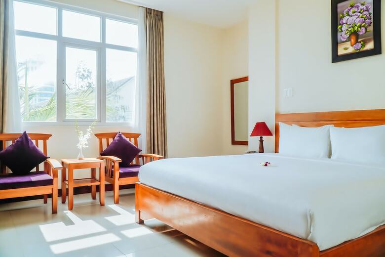 Starlet Hotel