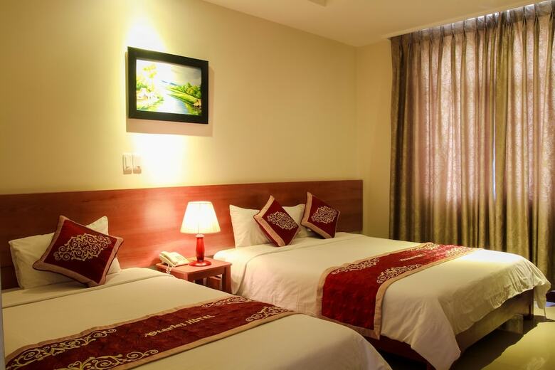 Starlet Hotel