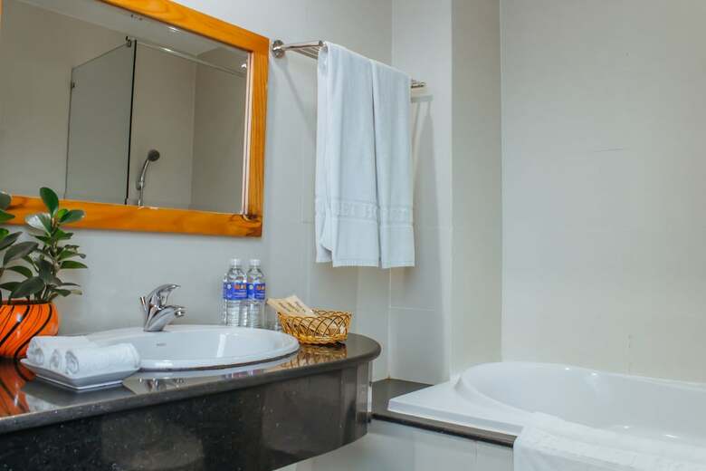 Starlet Hotel