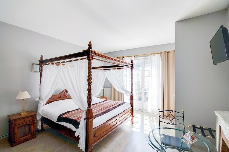 Hotel Brit H�tel Les Comtes de Champagne Centre Historique