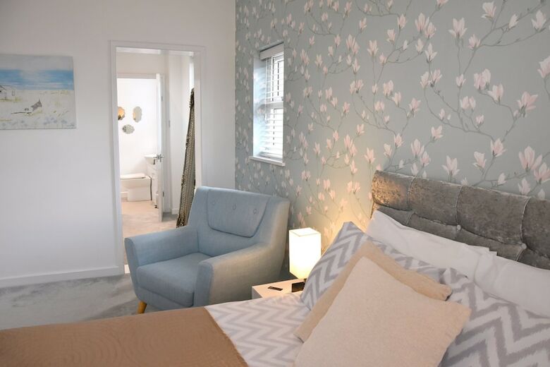 Hotel Spacious Central Cornish Townhouse