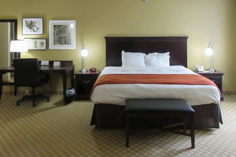 Hotel Quality Inn & Suites