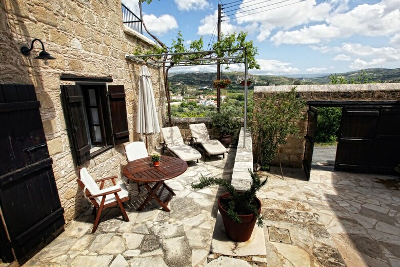 Apartamentos Leonidas Village Houses