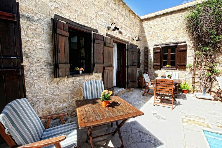 Apartamentos Leonidas Village Houses