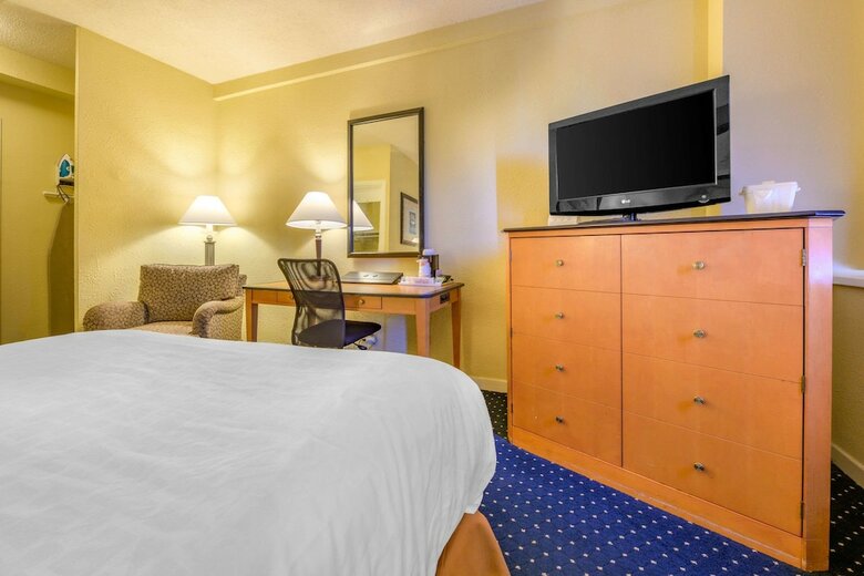 Clarion Hotel Lebanon-hershey East