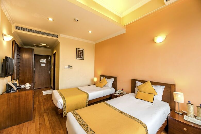 Airport Hotel