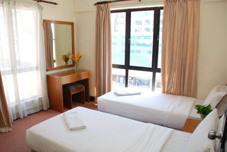 Marina Court Resort Condominium