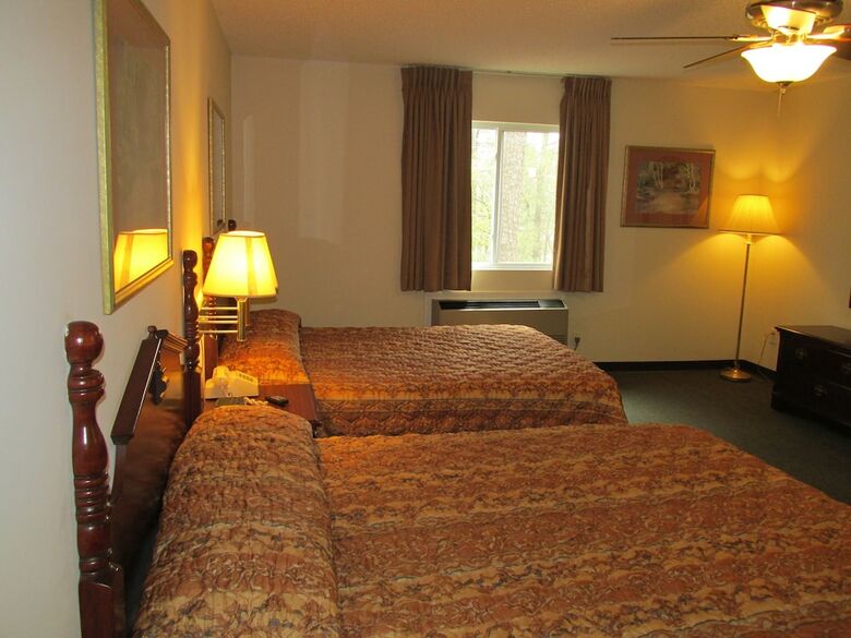 Motel High Falls Hide-a-way Lodging
