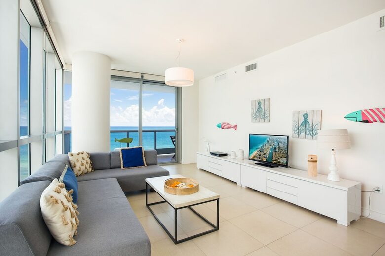 Apartamentos Monte Carlo By Miami Vacations
