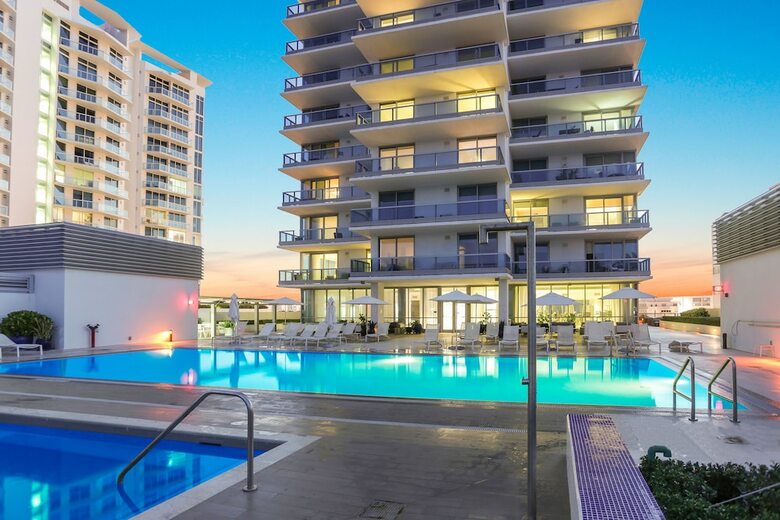 Apartamentos Monte Carlo By Miami Vacations
