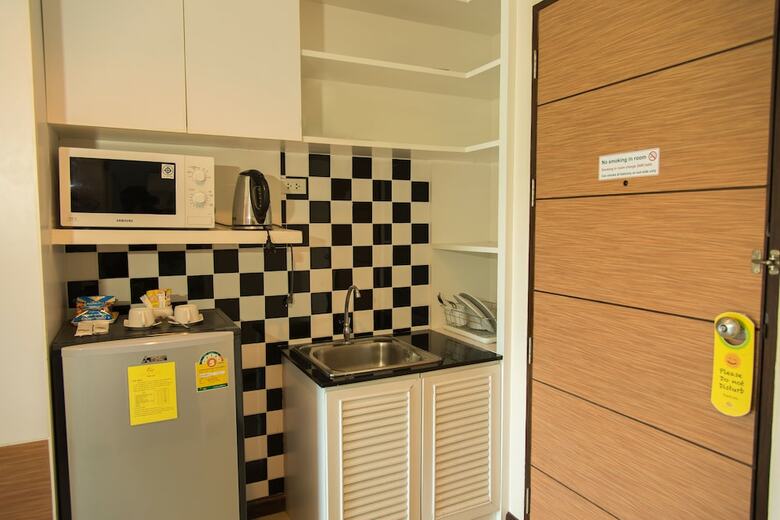 Hotel Phuket Jula Place