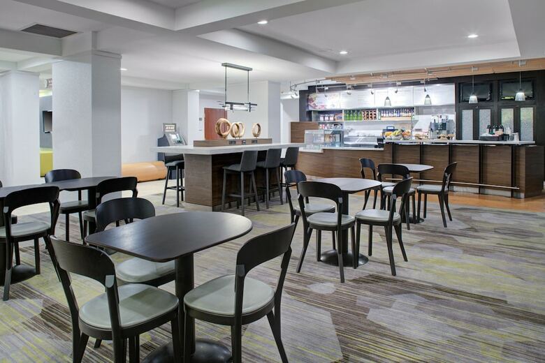 Hotel Courtyard By Marriott Richmond Chester