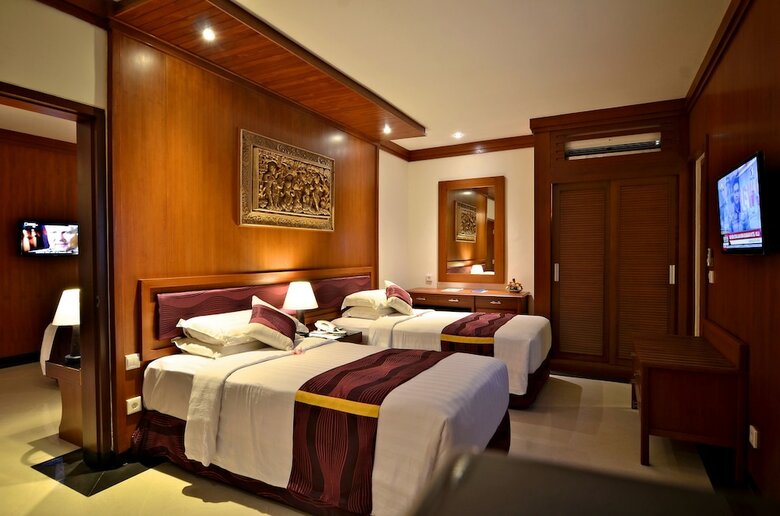 Hotel Inna Grand Bali Beach
