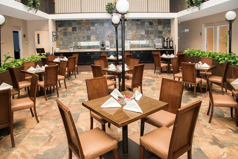 Hotel Best Western Plus Monterrey Airport