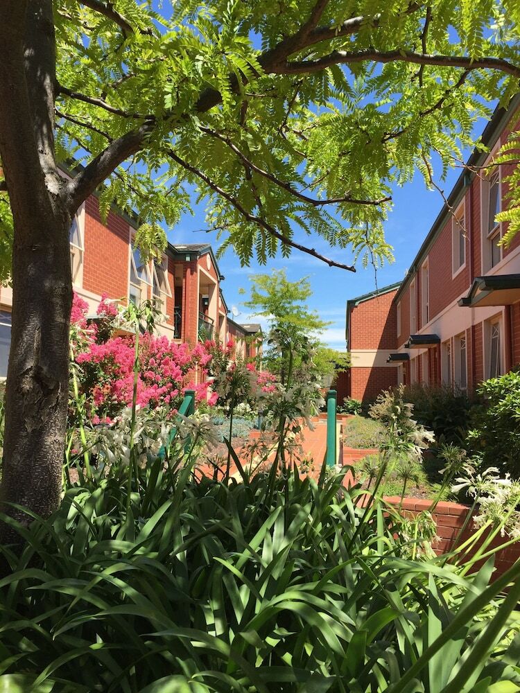 Apartamentos Box Hill Studios At Canterbury Gardens
