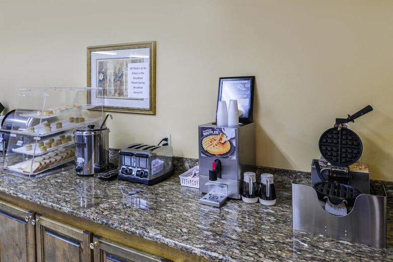 Hotel Americas Best Value Inn Wiggins