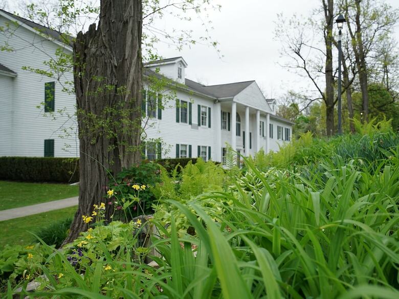 Hotel Le Chambord At Curry Estate