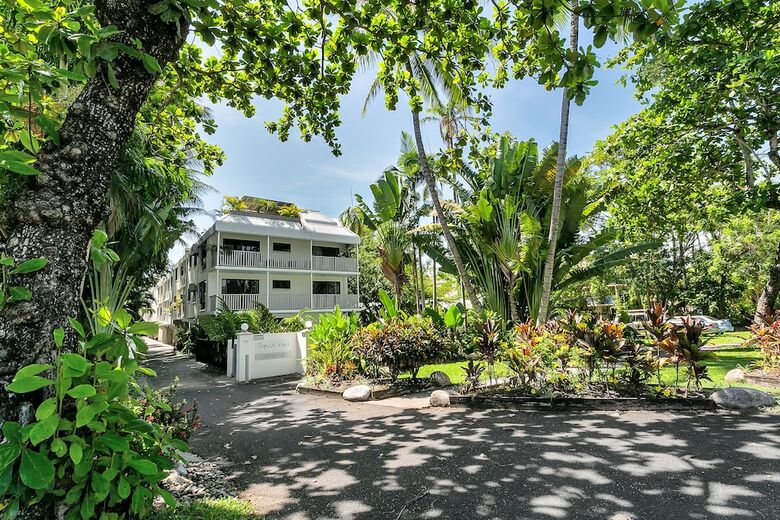 Seascape Holiday-tropical Reef Apartment