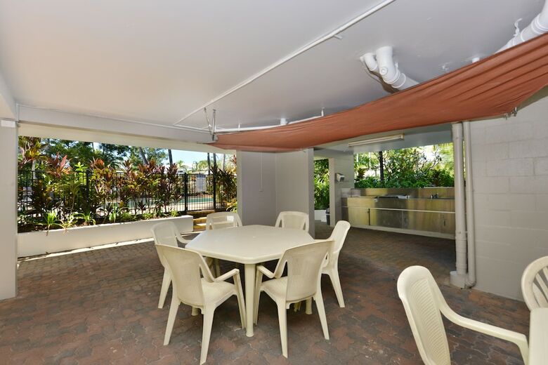 Seascape Holiday-tropical Reef Apartment