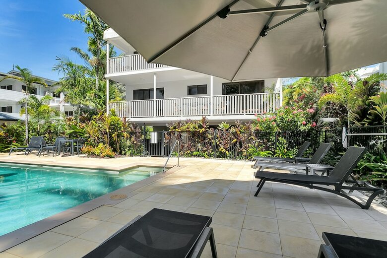 Seascape Holiday-tropical Reef Apartment