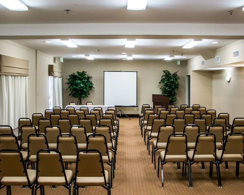 Hotel Sleep Inn And Suites Pineville