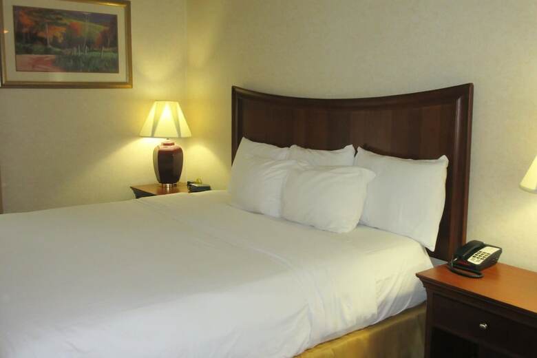 Hotel Quality Inn & Suites