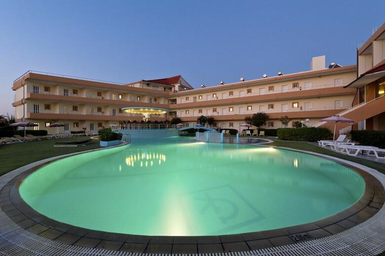 Bayside Hotel Katsaras
