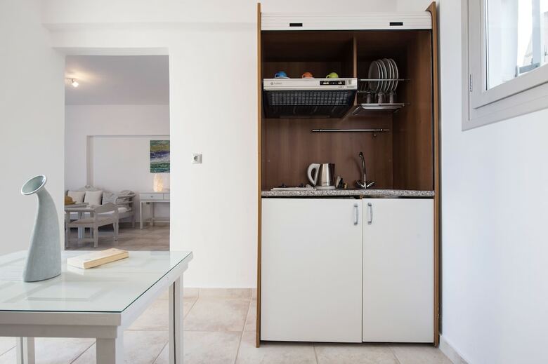 Hotel Kanale's Rooms And Suites